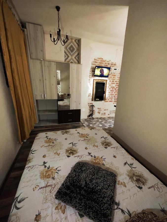 Old City Romantic Studio براشوف المظهر الخارجي الصورة